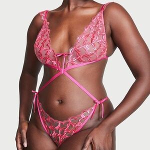 NWT Victoria's Secret M XL Unlined Shimmer Heart Embroidery Crotchless Teddy